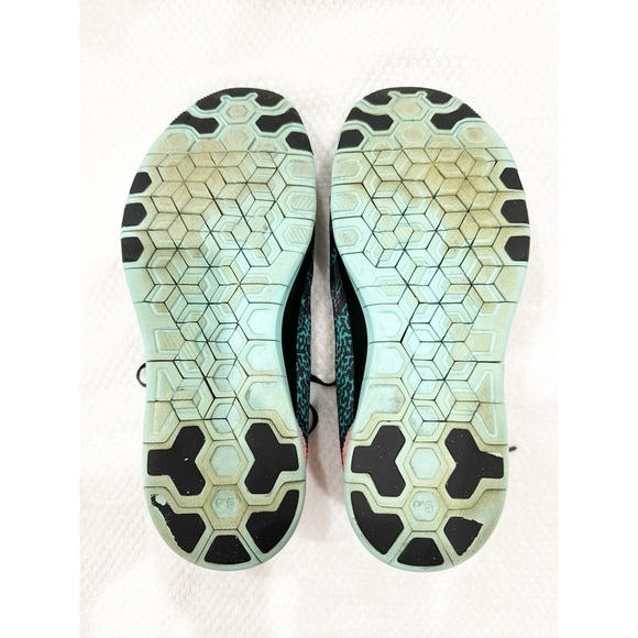 Nike Free TR Fit 5 Women’s Athletic Running Shoes Sneakers Size 8.5 - Picture 4 of 7